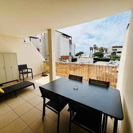Appartement En Bord De Mer Сет Экстерьер фото