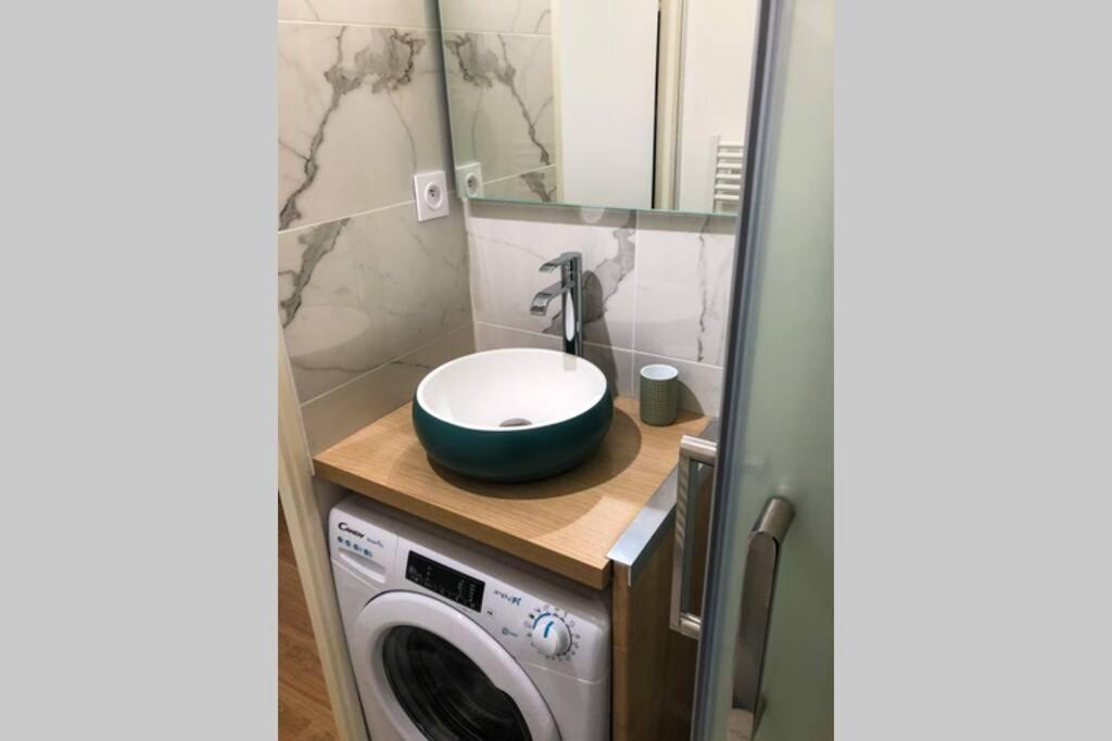 Appartement En Bord De Mer Сет Экстерьер фото